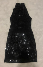 Load image into Gallery viewer, Midnight Encore Sequin Halter
