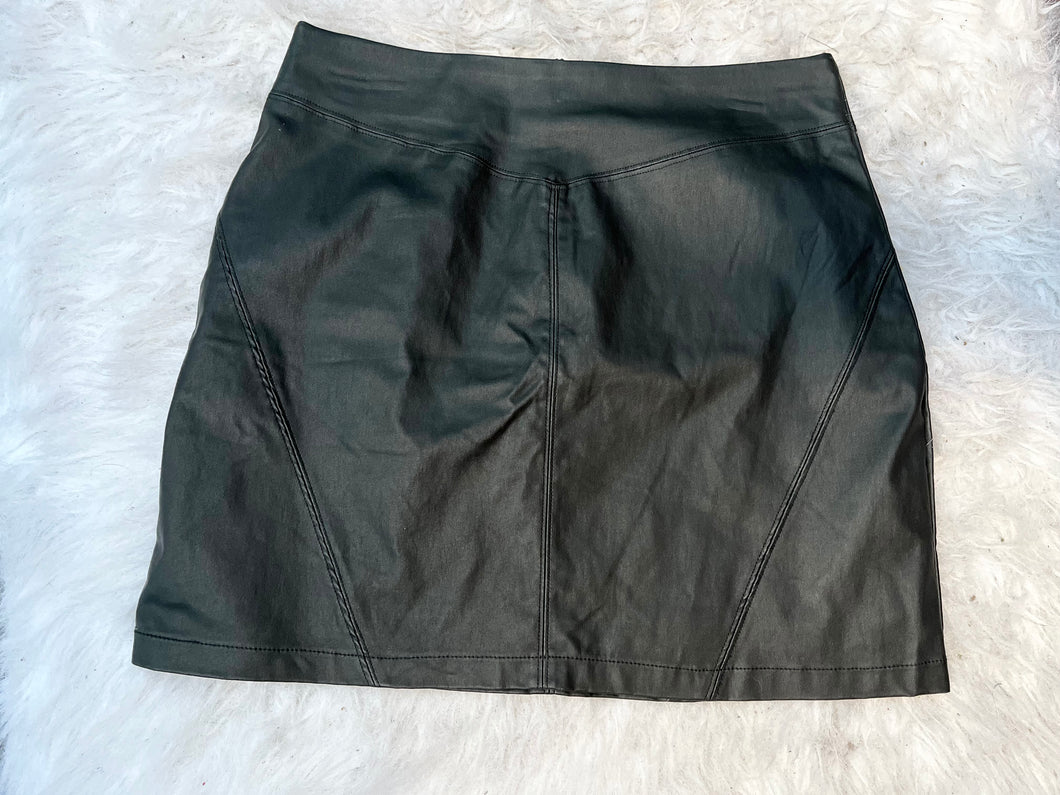 GB Black Mini Skirt